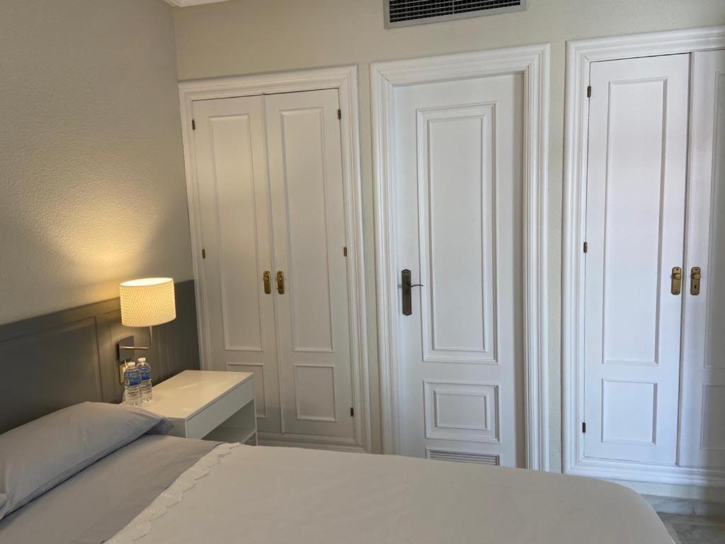 Precioso Apartamento Los Remedios Triana Plaza Espana Y Centro Historico Sevilha Exterior foto