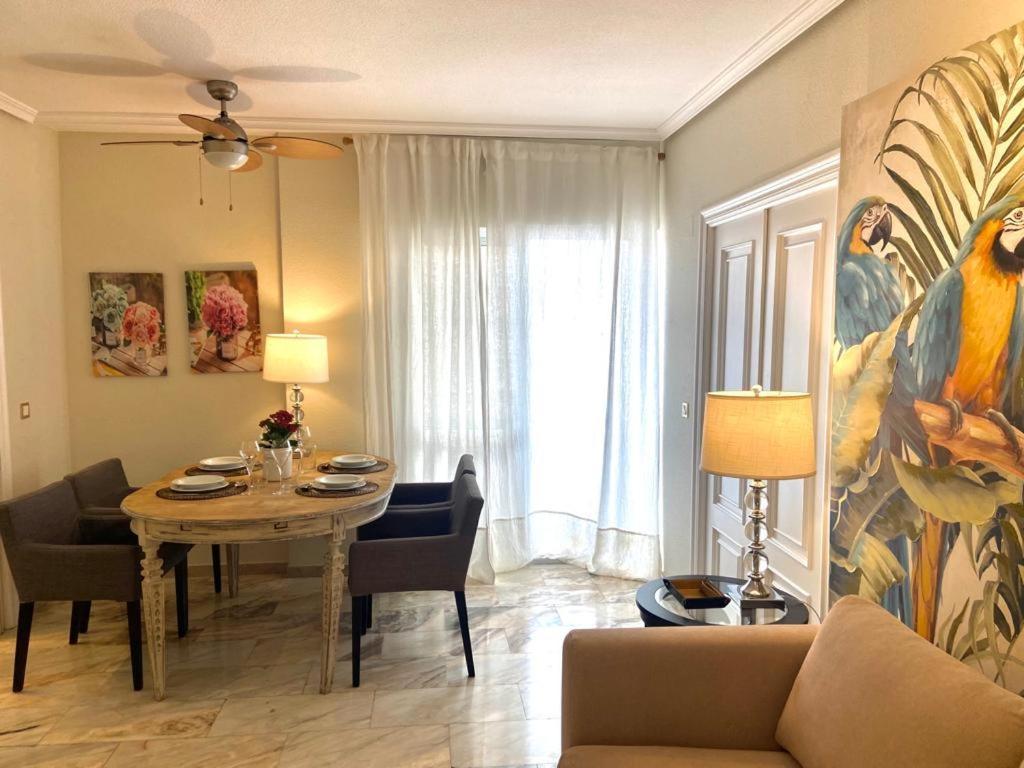 Precioso Apartamento Los Remedios Triana Plaza Espana Y Centro Historico Sevilha Exterior foto